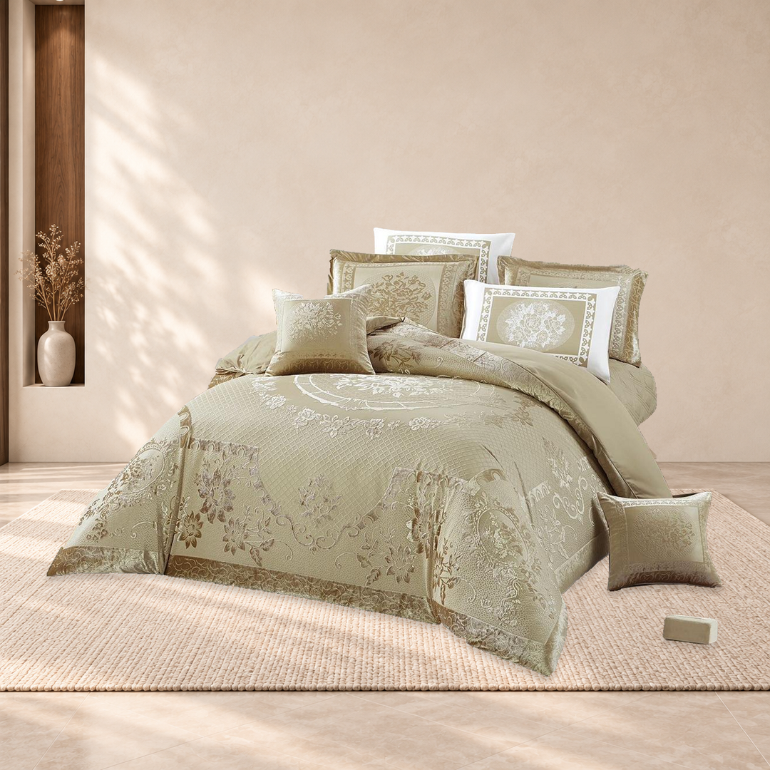 Hamburg Comforter Set · Gold · 240 × 260 cm · 11-Piece Set